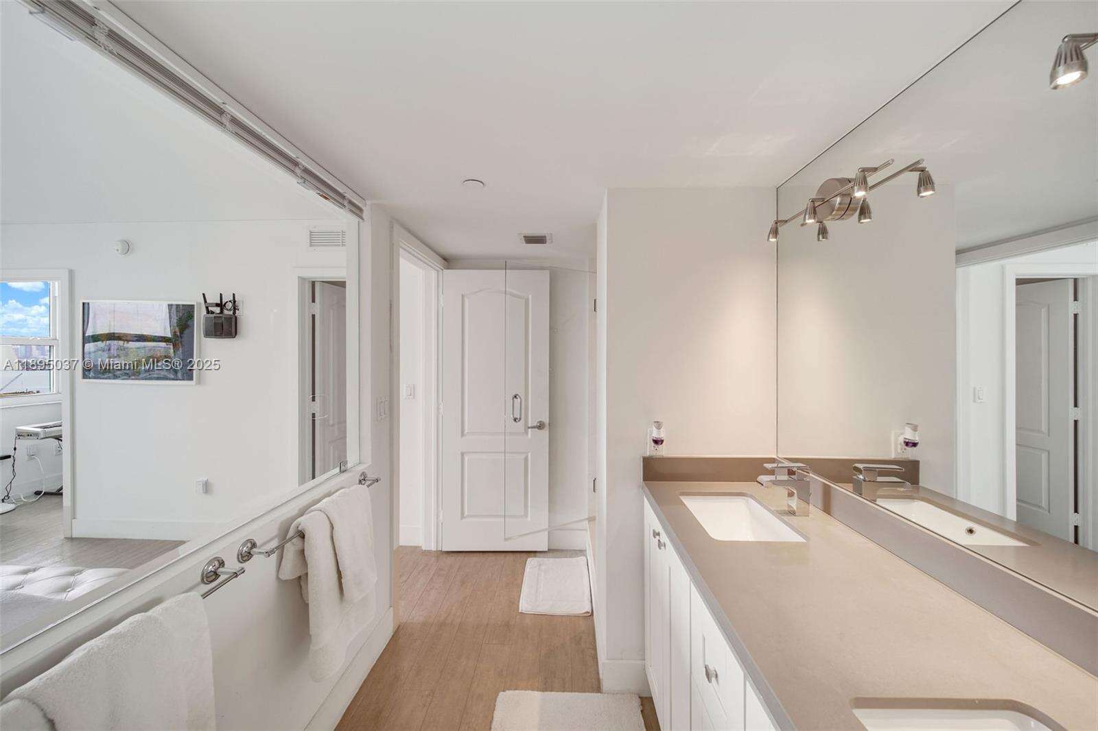 THE FLORIDIAN - 650 W Ave, Miami Beach, FL 33139 | Picture 23