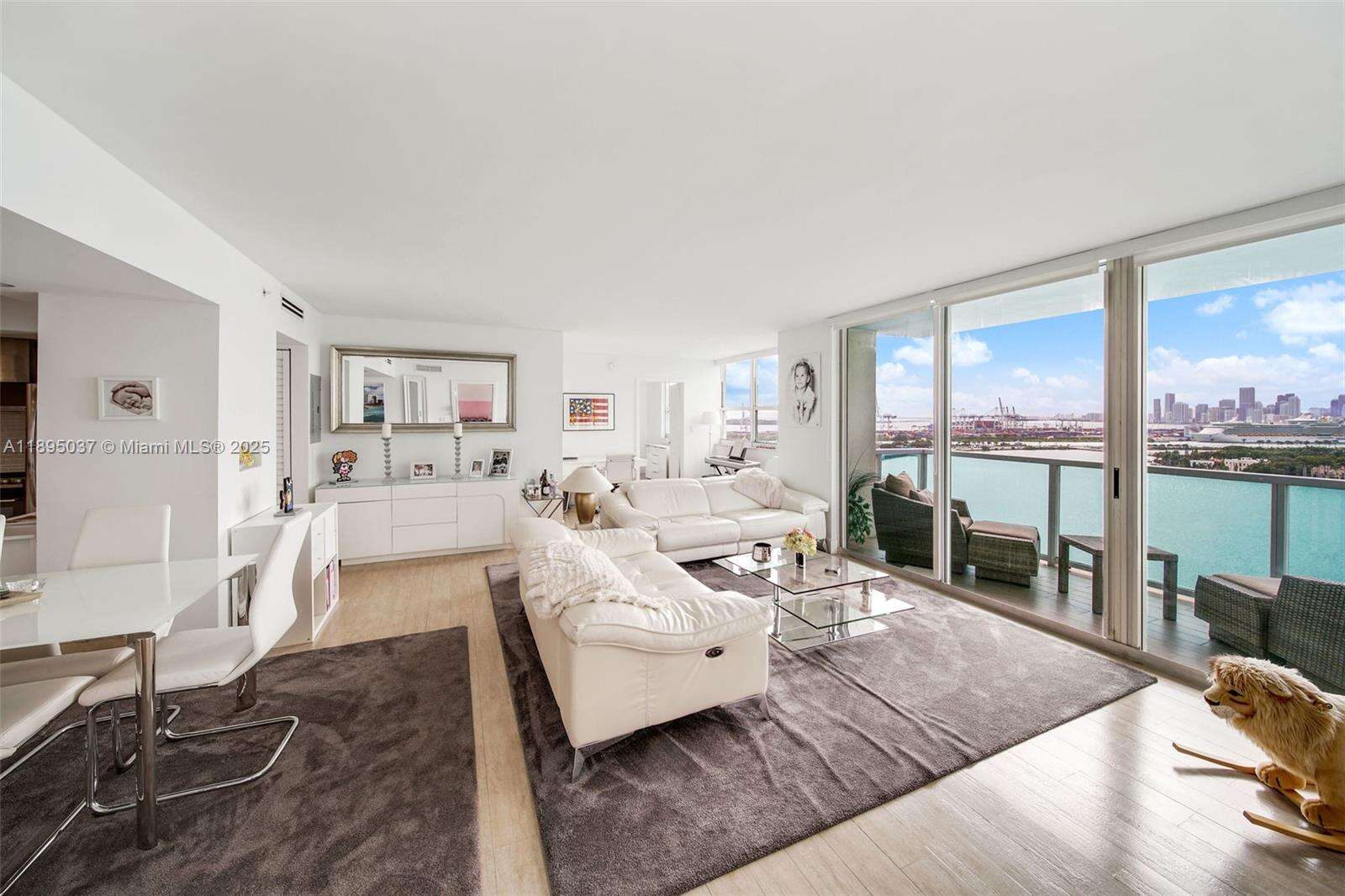 THE FLORIDIAN - 650 W Ave, Miami Beach, FL 33139 | Picture 8