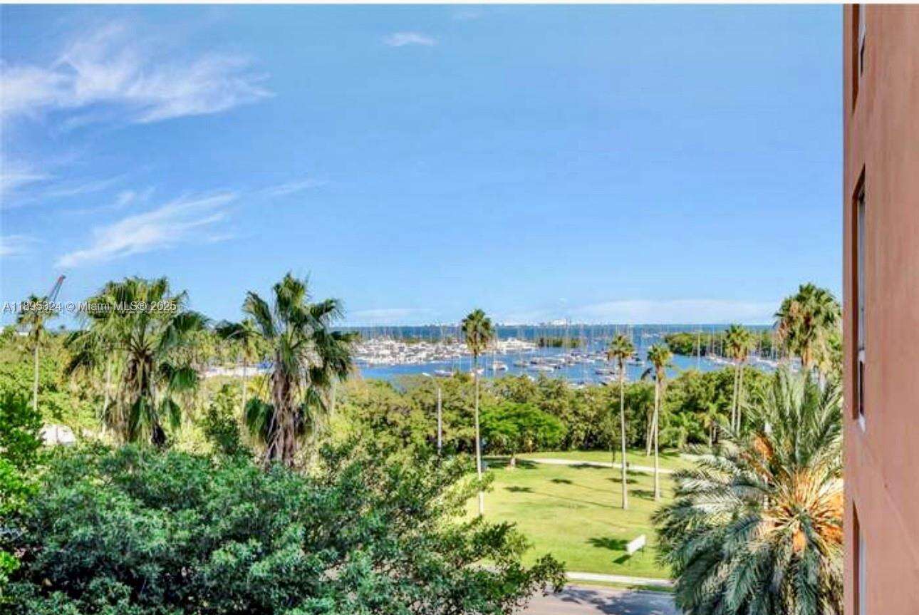 The Mutiny at 2951 Bayshore Dr, Miami, FL 33133 - For Sale photo 15