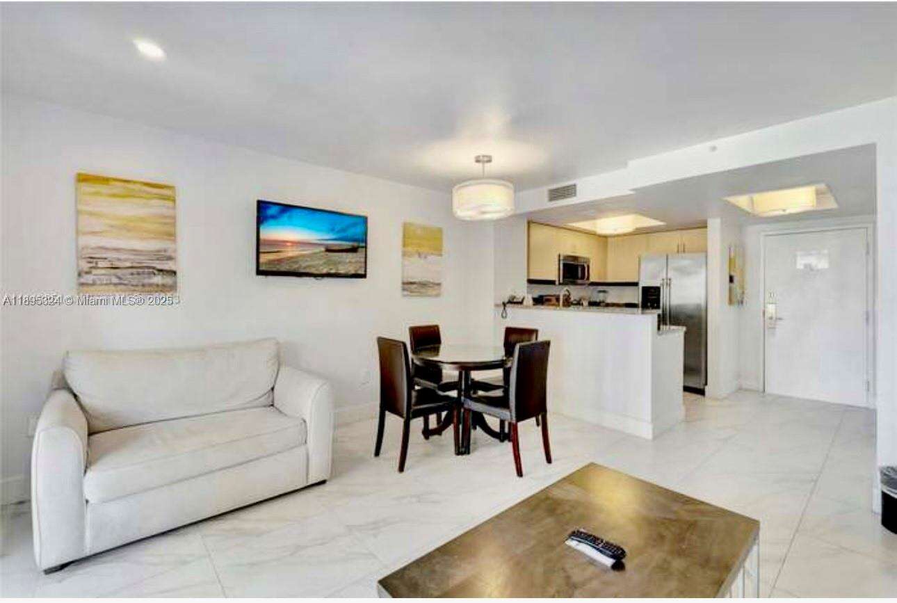 The Mutiny at 2951 Bayshore Dr, Miami, FL 33133 - For Sale photo 6