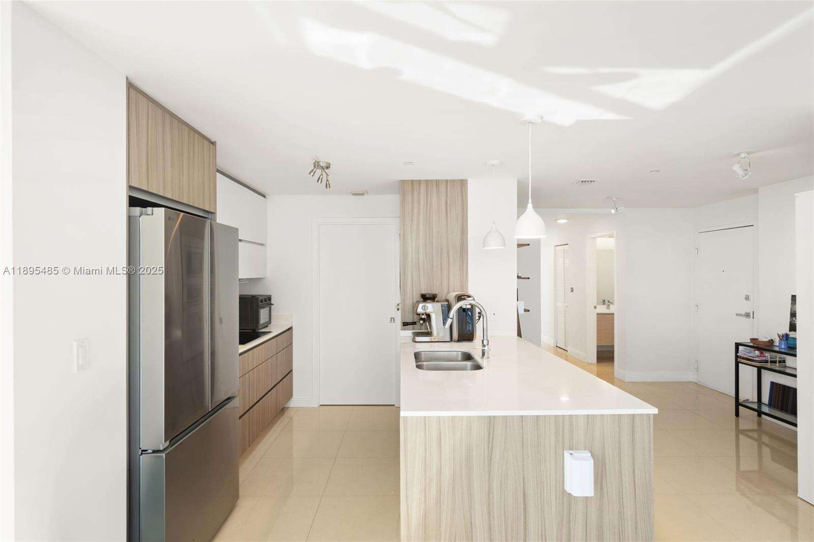Bay House at 600 27 St, Miami, FL 33137 - For Sale photo 11
