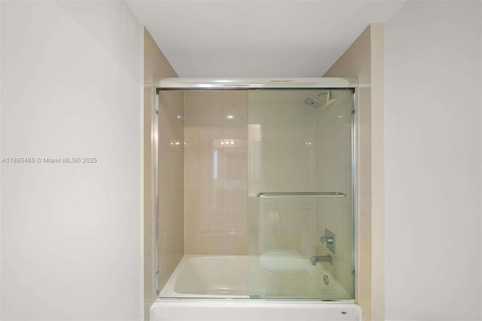Bay House at 600 27 St, Miami, FL 33137 - For Sale photo 23