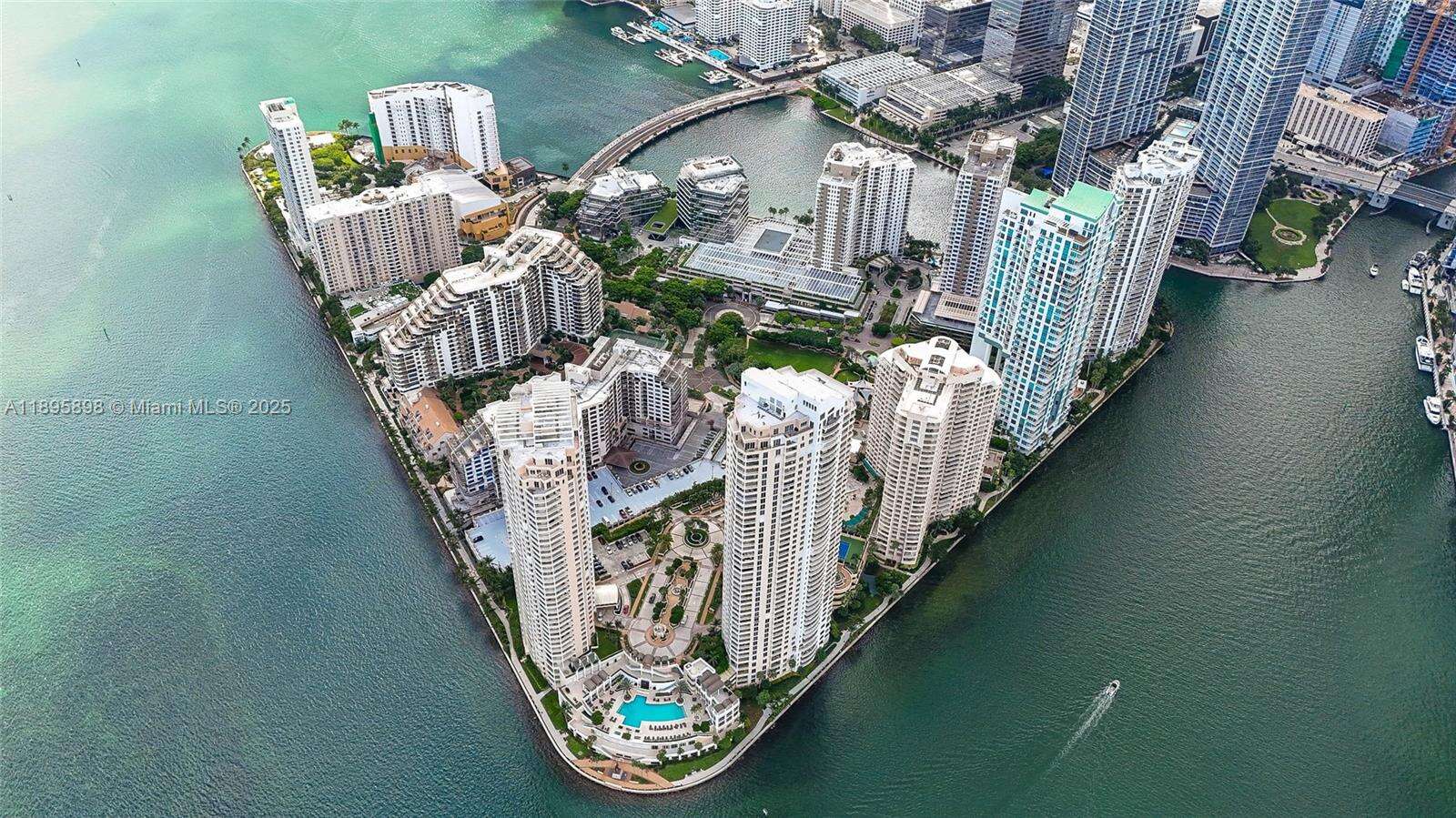 One Tequesta Point at 888 Brickell Key Dr, Miami, FL 33131 - For Sale photo 36
