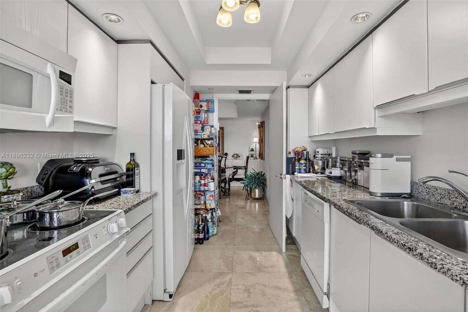 7000 Williams Island at 7000 Island Blvd, Aventura, FL 33160 - For Sale photo 11