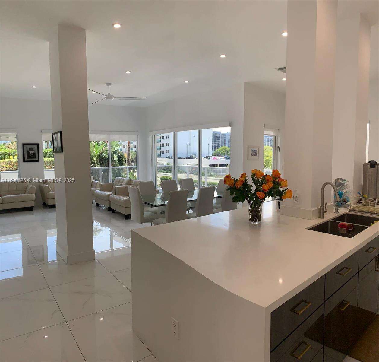 Aquarius at 2751 Ocean Dr, Hollywood, FL 33019 - For Sale photo 11