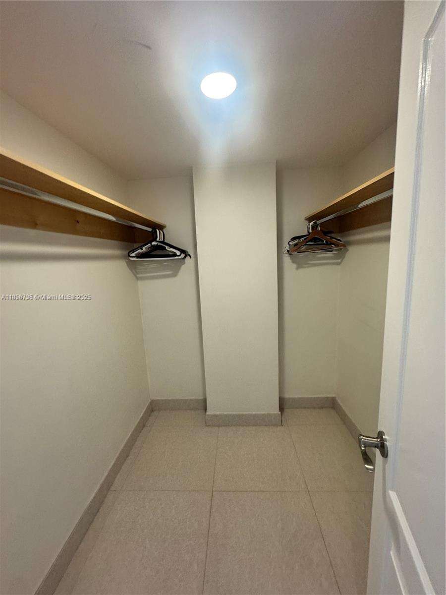 Ocean Reserve at 19370 Collins Ave, Sunny Isles Beach, FL 33160 - For Sale photo 12