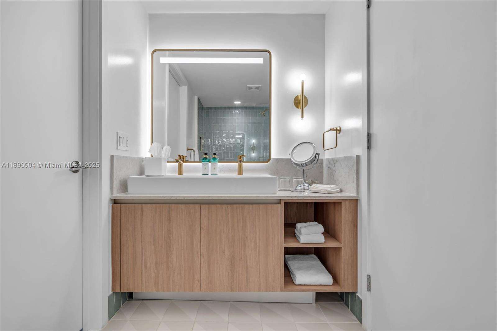 Natiivo | Gale Miami at 159 6th St, Miami, FL 33132 - For Sale photo 11