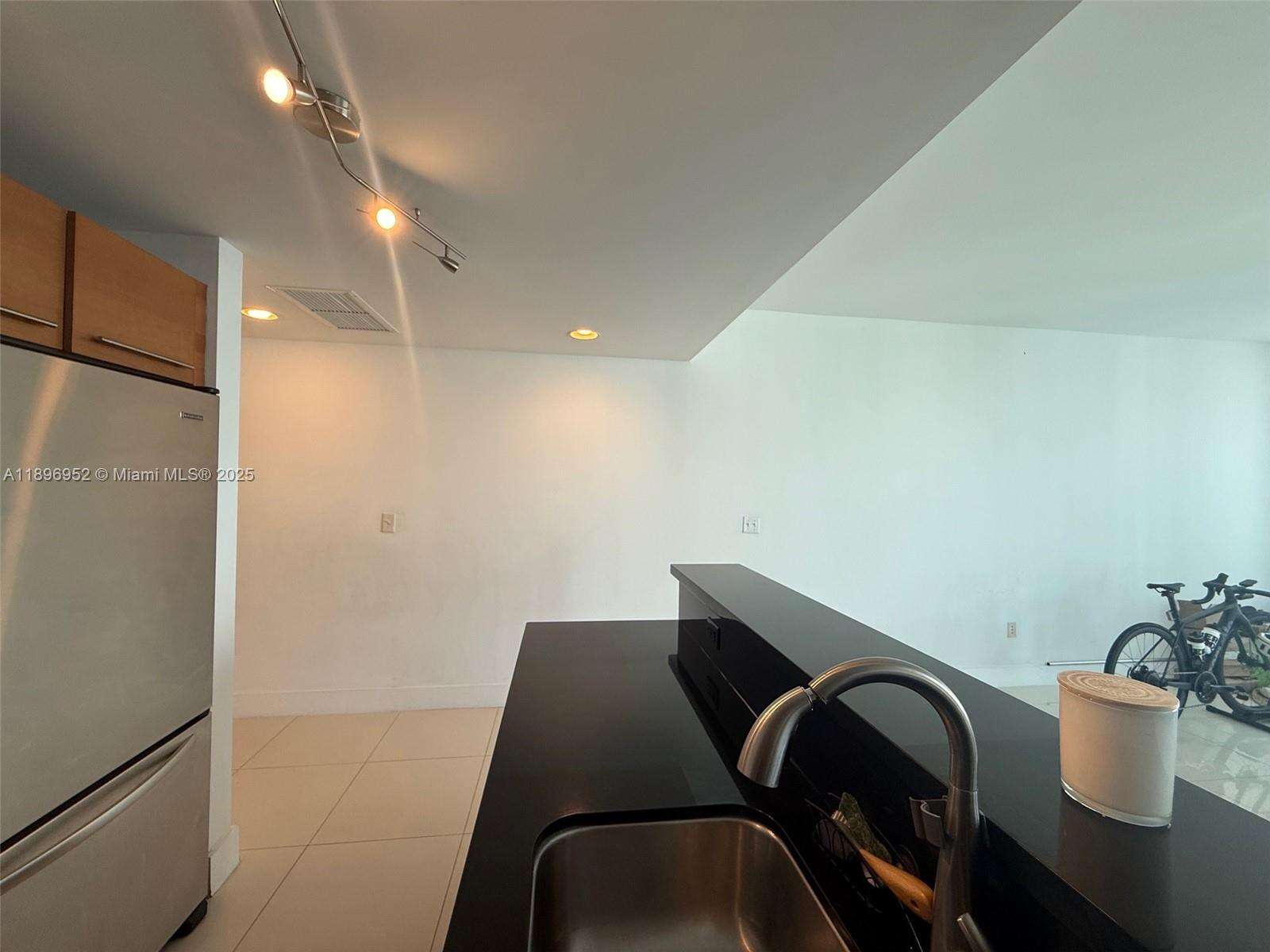 Vizcayne North at 244 Biscayne Blvd, Miami, FL 33132 - For Sale photo 15