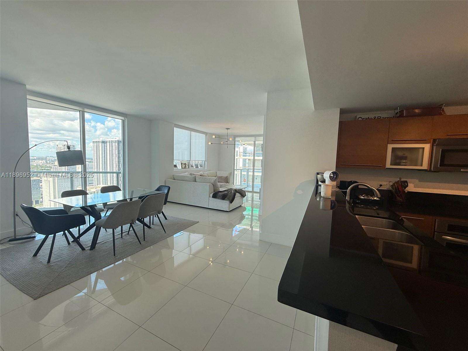 Vizcayne North at 244 Biscayne Blvd, Miami, FL 33132 - For Sale photo 10