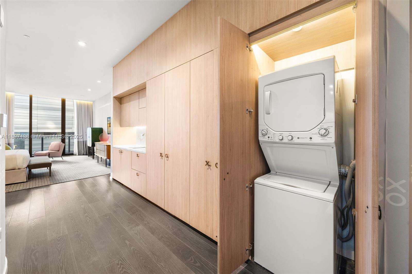 Sls Lux at 801 Miami Ave, Miami, FL 33130 - For Sale photo 17