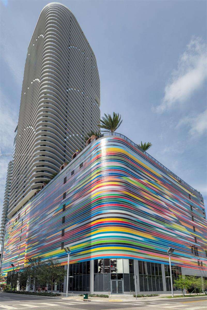 Sls Lux at 801 Miami Ave, Miami, FL 33130 - For Sale photo 19