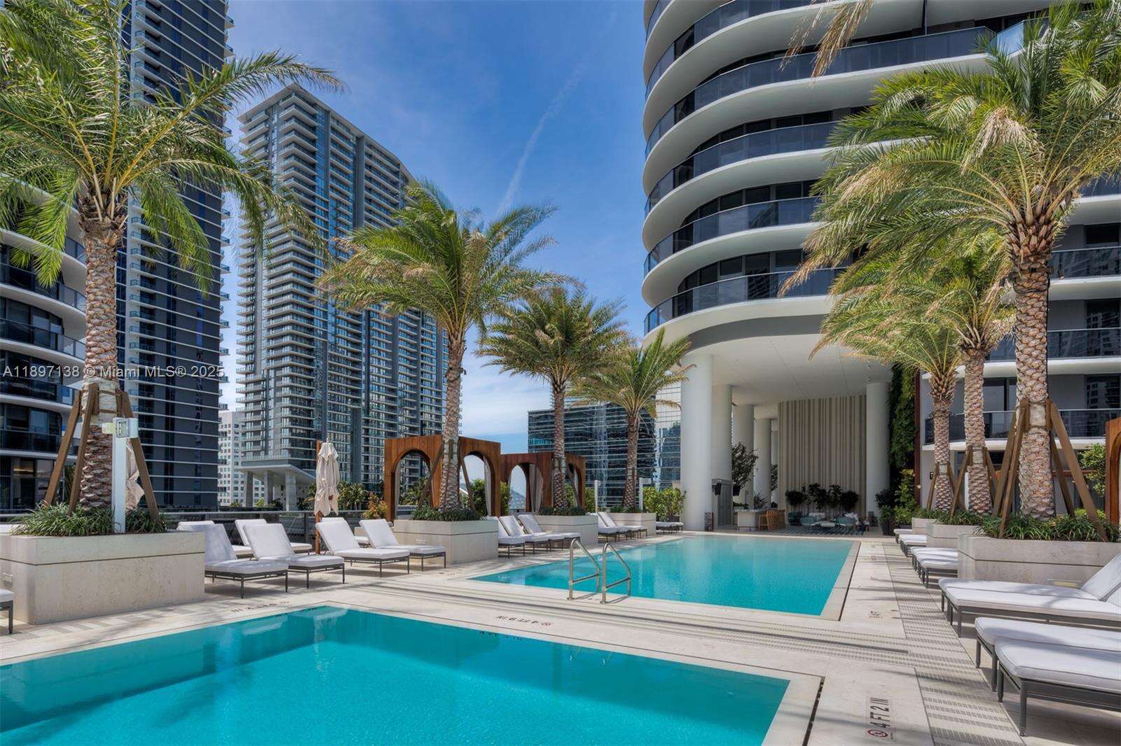 Sls Lux at 801 Miami Ave, Miami, FL 33130 - For Sale photo 20
