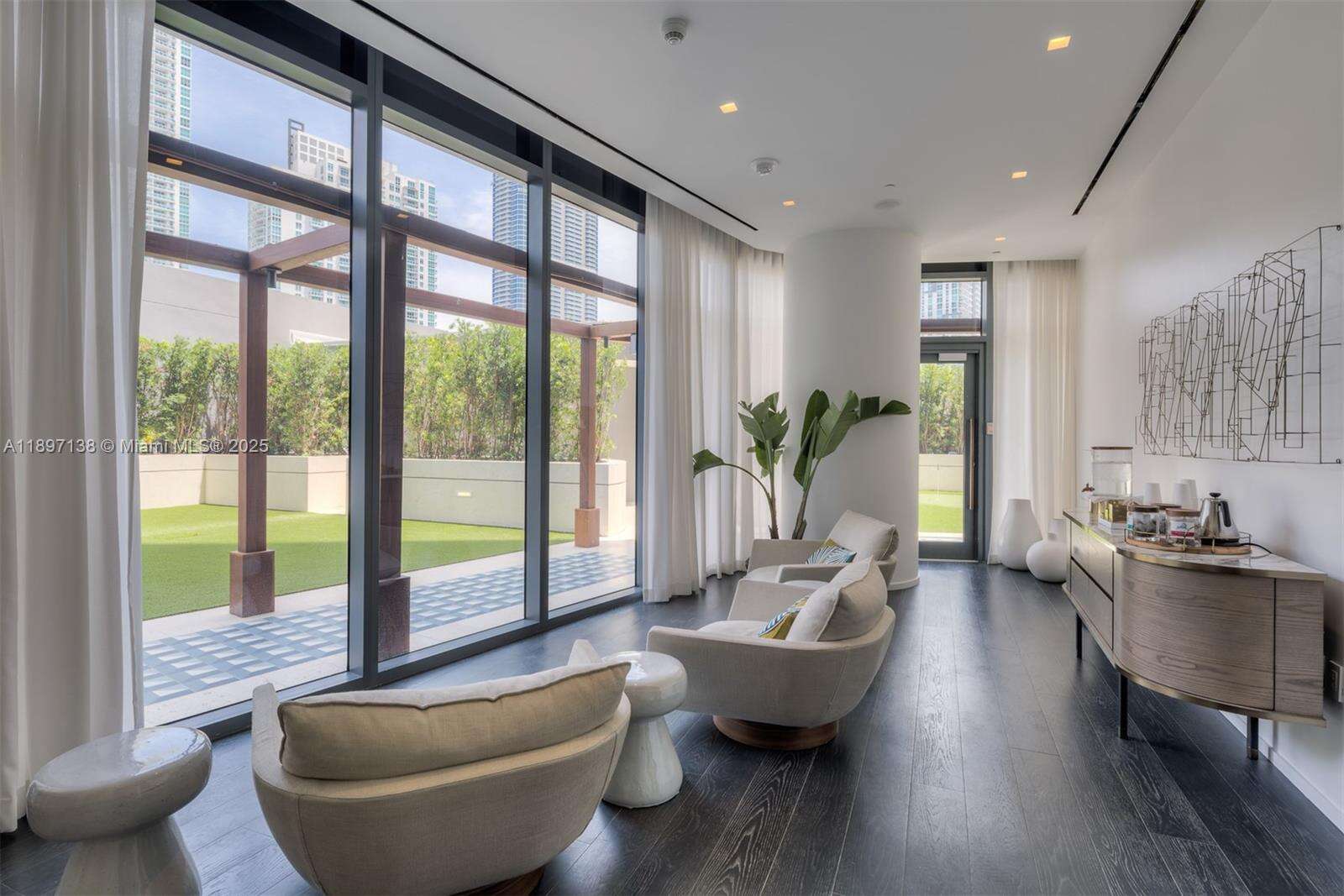 Sls Lux at 801 Miami Ave, Miami, FL 33130 - For Sale photo 40