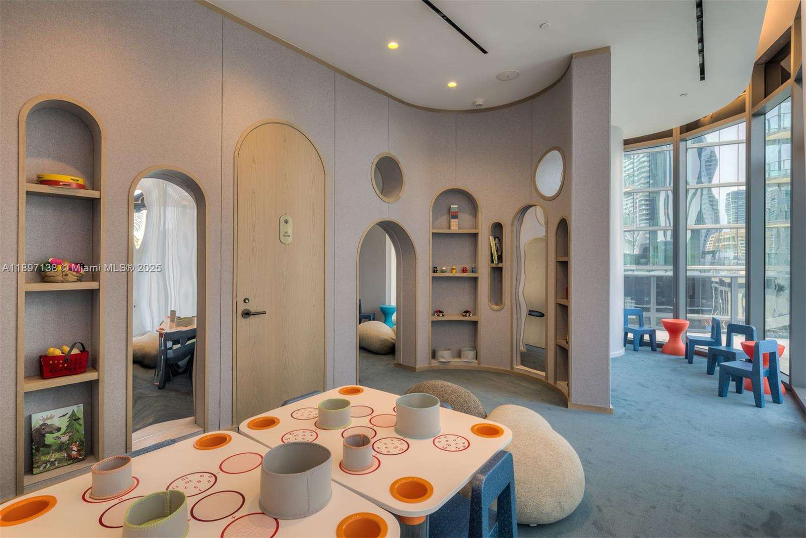 Sls Lux at 801 Miami Ave, Miami, FL 33130 - For Sale photo 41