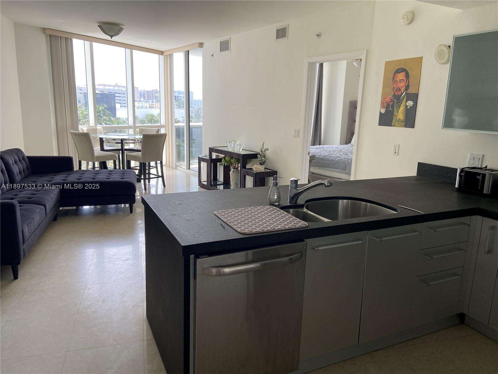 Trump Royale at 18201 Collins Ave, Sunny Isles Beach, FL 33160 - For Sale photo 1