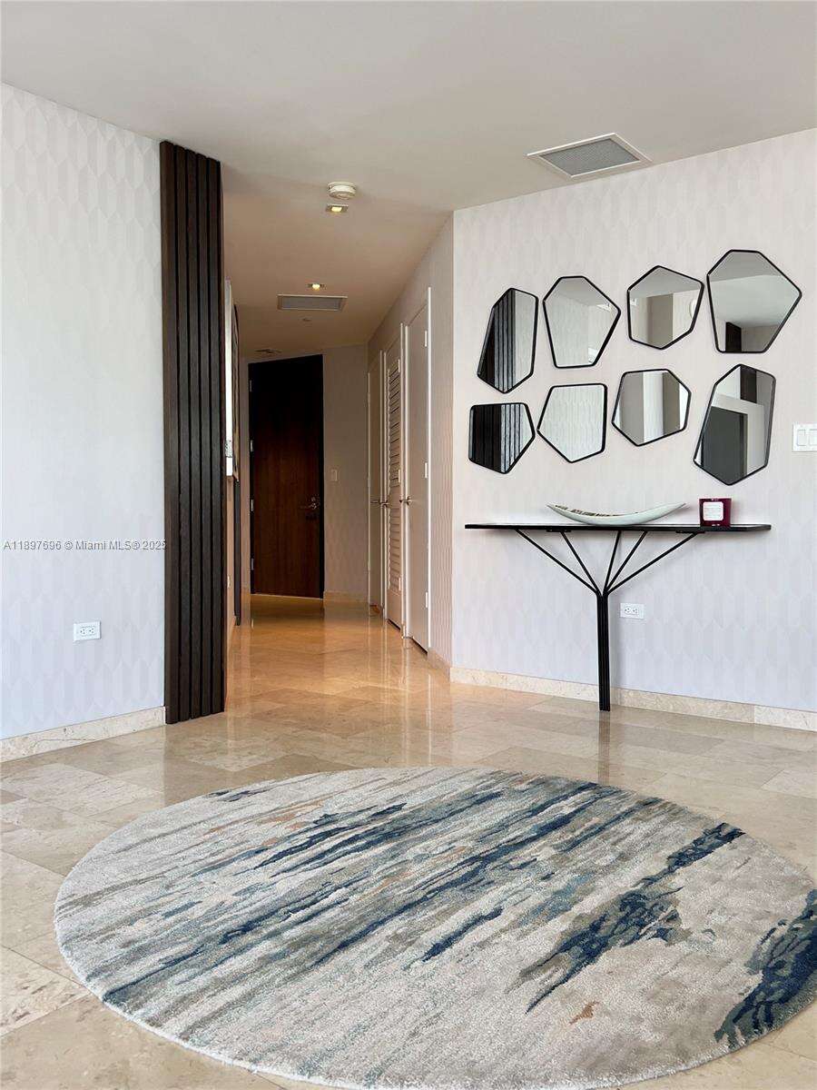 REACH - 68 6th St, Miami, FL 33131 | Picture 4