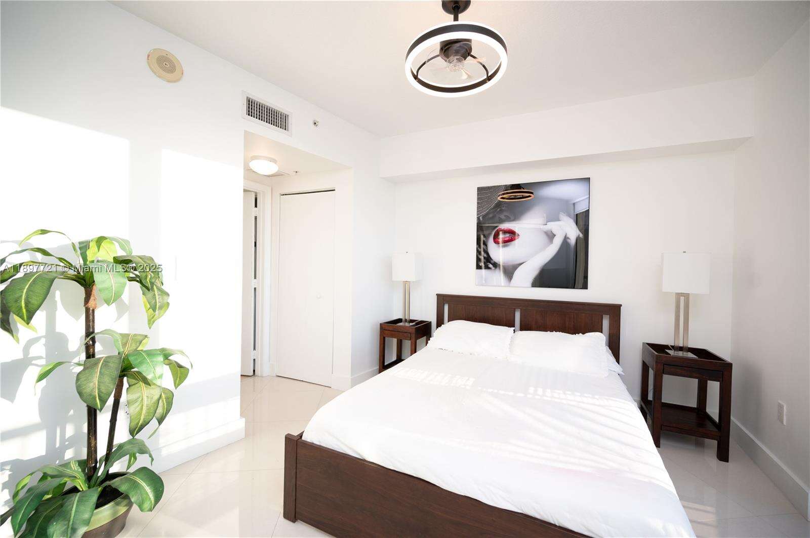 Opera Tower at 1750 Bayshore Dr, Miami, FL 33132 - For Sale photo 17