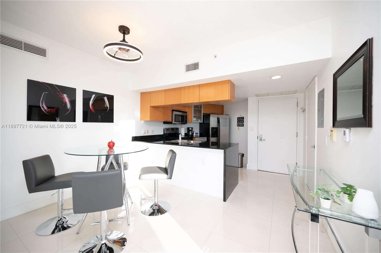 Opera Tower at 1750 Bayshore Dr, Miami, FL 33132 - For Sale photo 8
