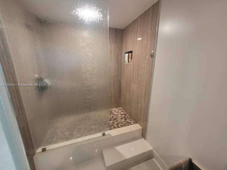 Del Prado at 18071 Biscayne Blvd, Aventura, FL 33160 - For Sale photo 7