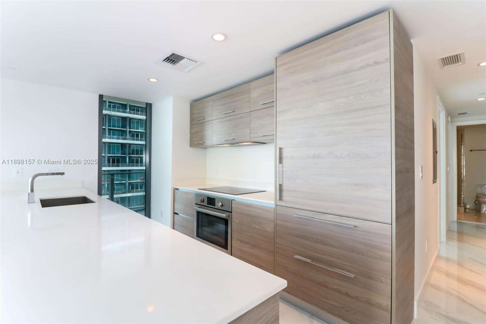 Sls Brickell at 1300 Miami, Miami, FL 33130 - For Sale photo 10