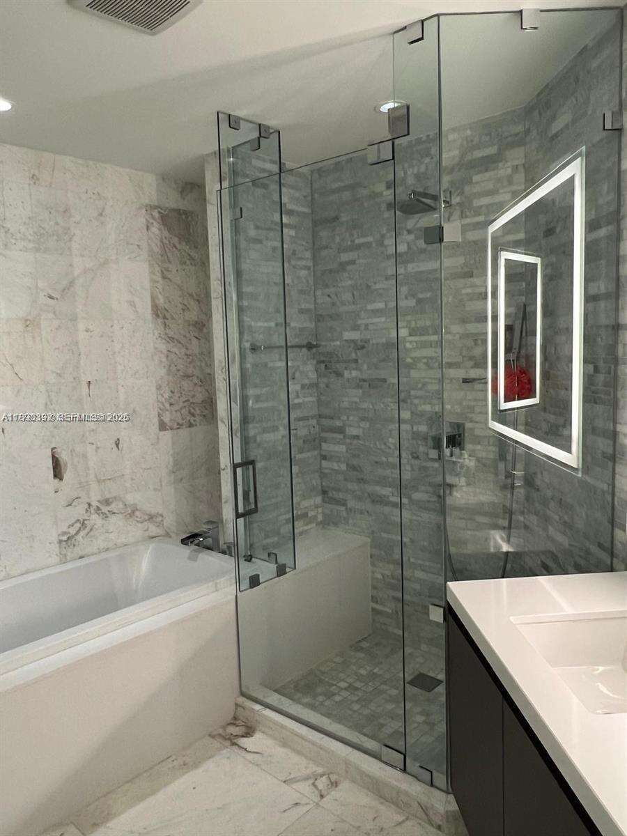 PARAMOUNT MIAMI WORLDCENTER - 851 1 Ave, Miami, FL 33132 | Picture 36