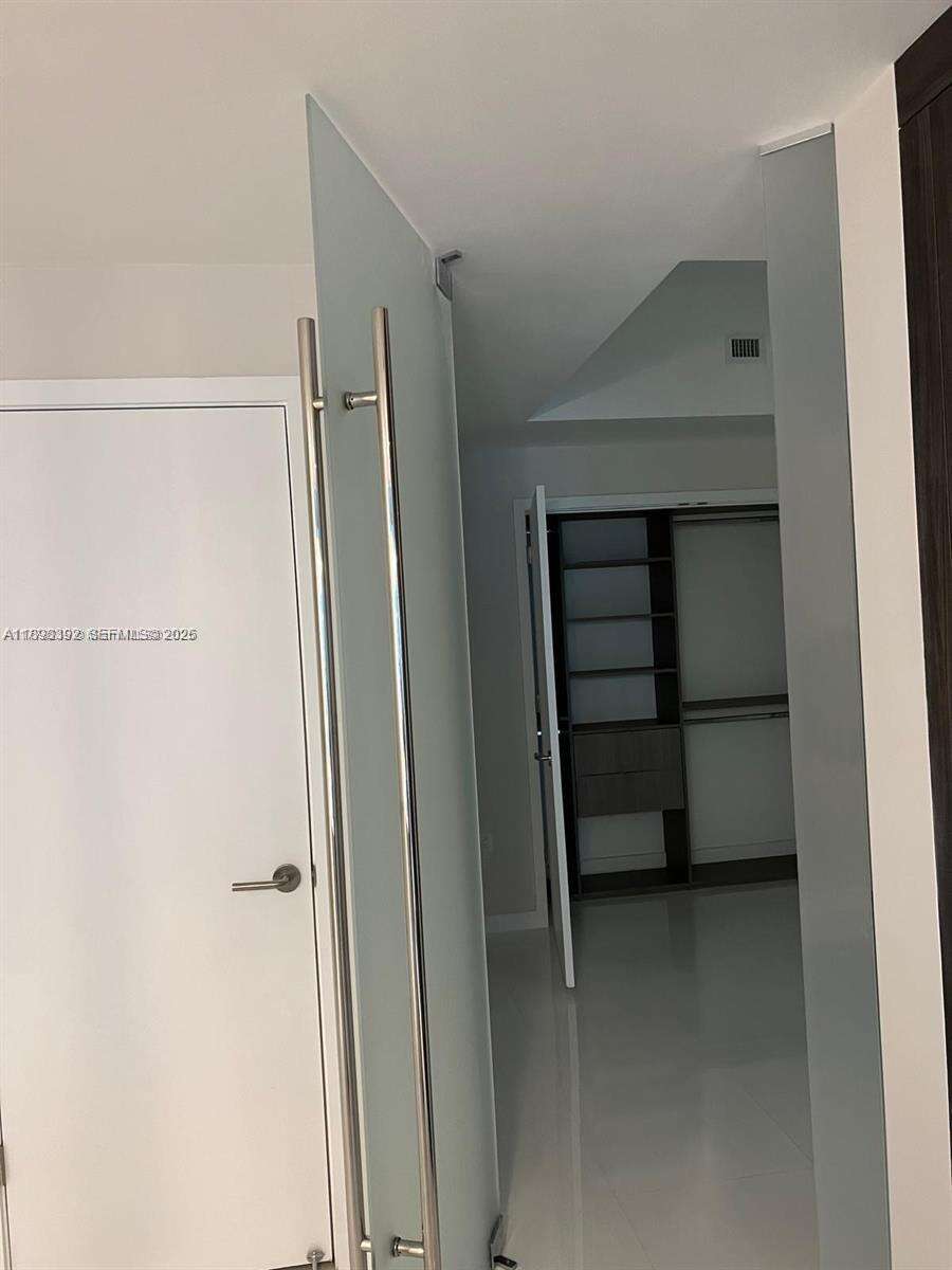 PARAMOUNT MIAMI WORLDCENTER - 851 1 Ave, Miami, FL 33132 | Picture 39