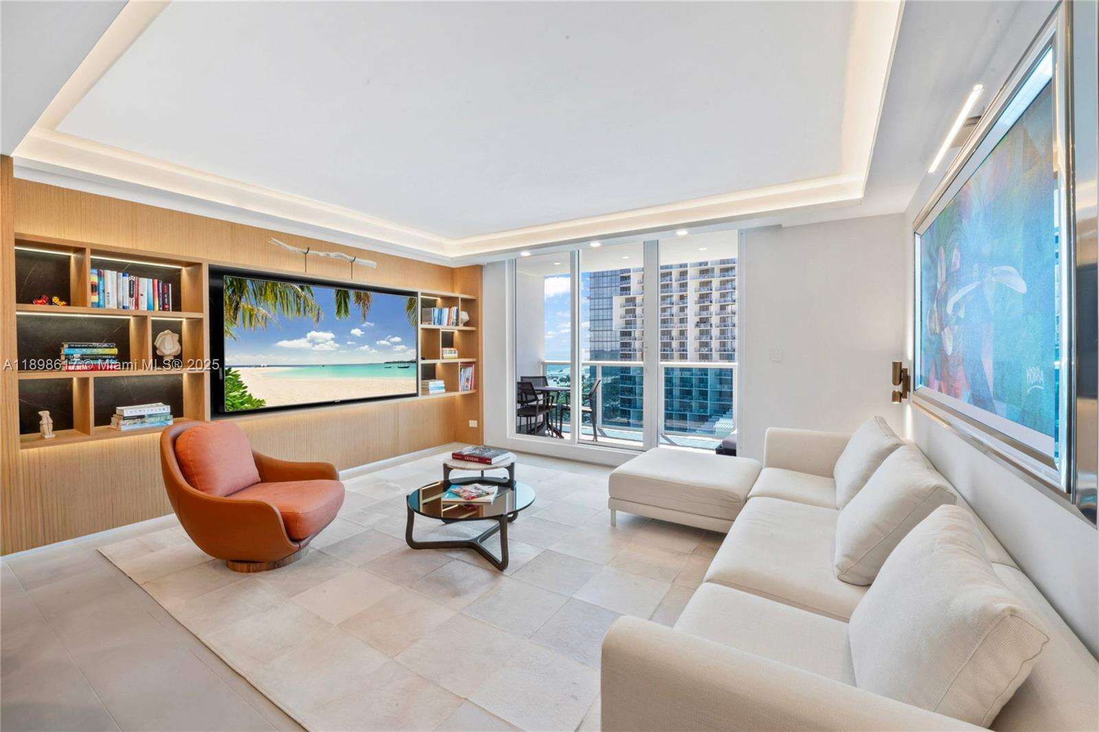 RONEY PALACE - 2301 Collins Ave, Miami Beach, FL 33139 | Picture 2