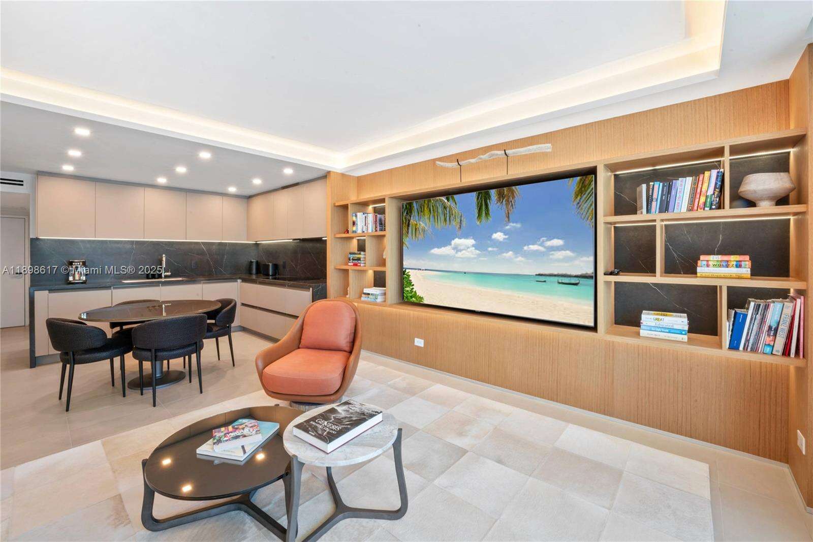 RONEY PALACE - 2301 Collins Ave, Miami Beach, FL 33139 | Picture 4