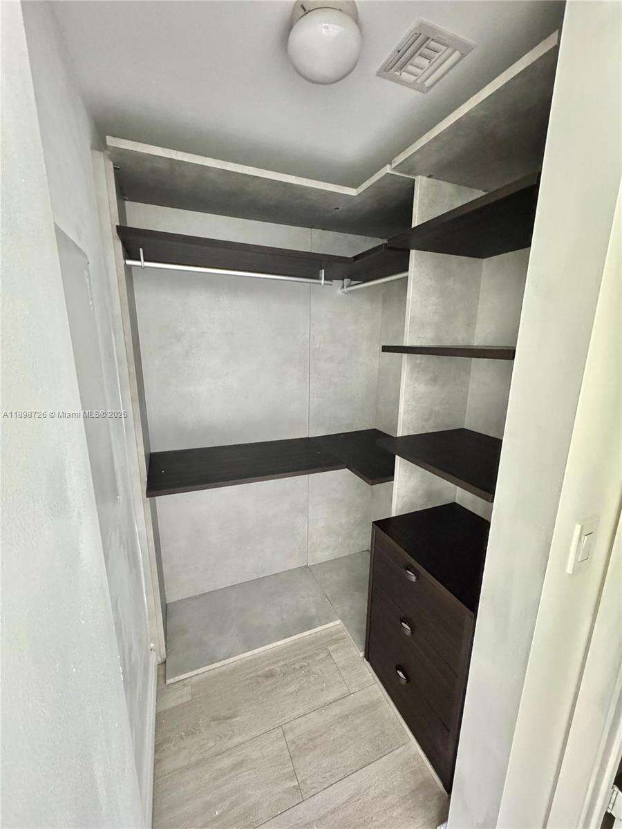 Brickell Heights East at 45 9 St, Miami, FL 33130 - For Sale photo 12