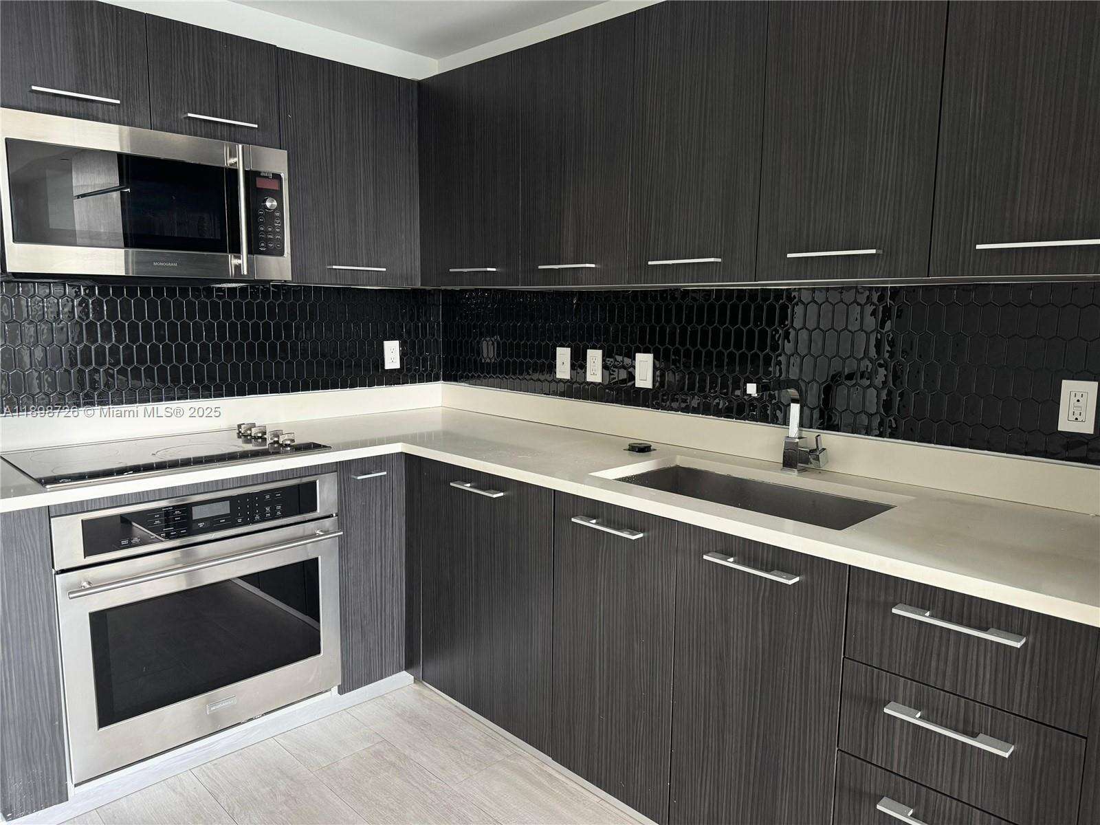 Brickell Heights East at 45 9 St, Miami, FL 33130 - For Sale photo 8