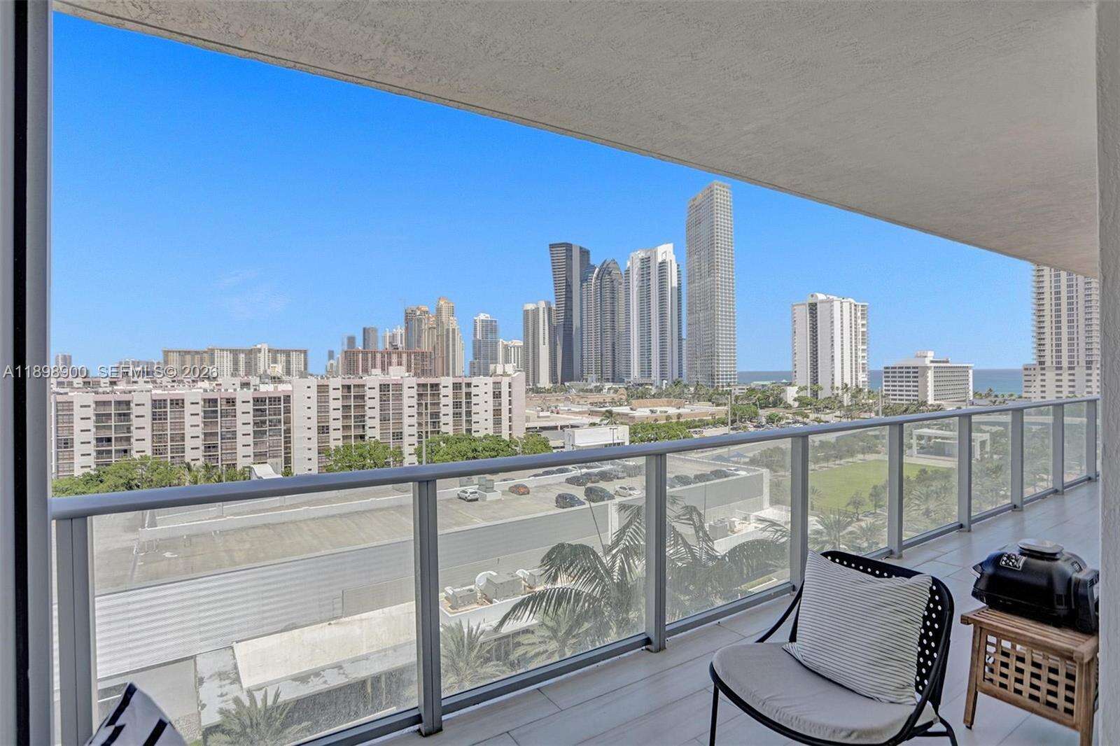PARQUE TOWERS - 300 Sunny Isles Blvd, Sunny Isles Beach, FL 33160 | Picture 5