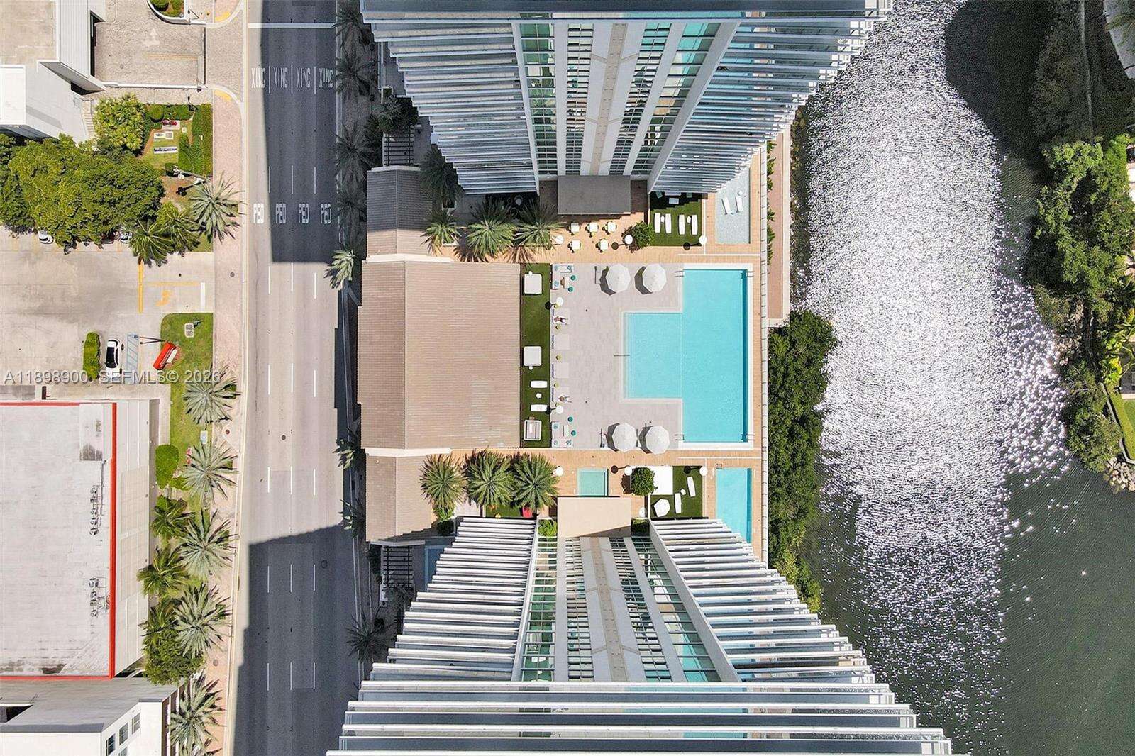 PARQUE TOWERS - 300 Sunny Isles Blvd, Sunny Isles Beach, FL 33160 | Picture 42