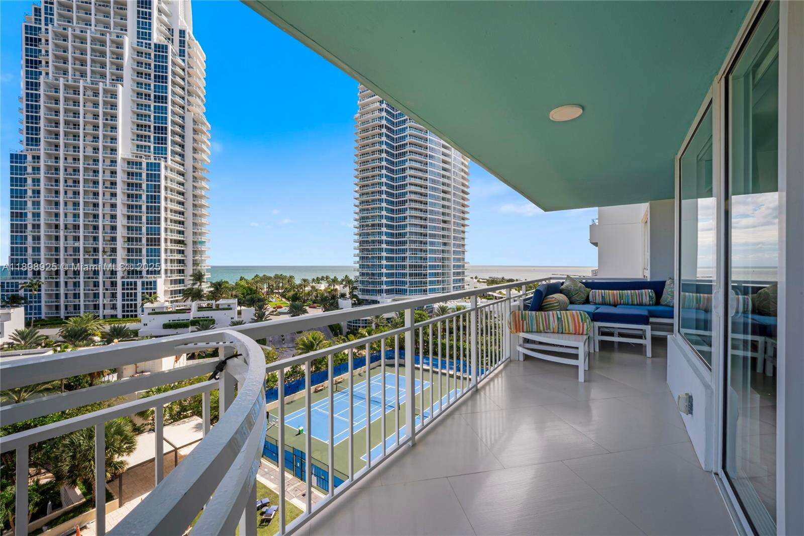 SOUTH POINTE TOWERS CONDO I - 400 Pointe Dr, Miami Beach, FL 33139 | Picture 35