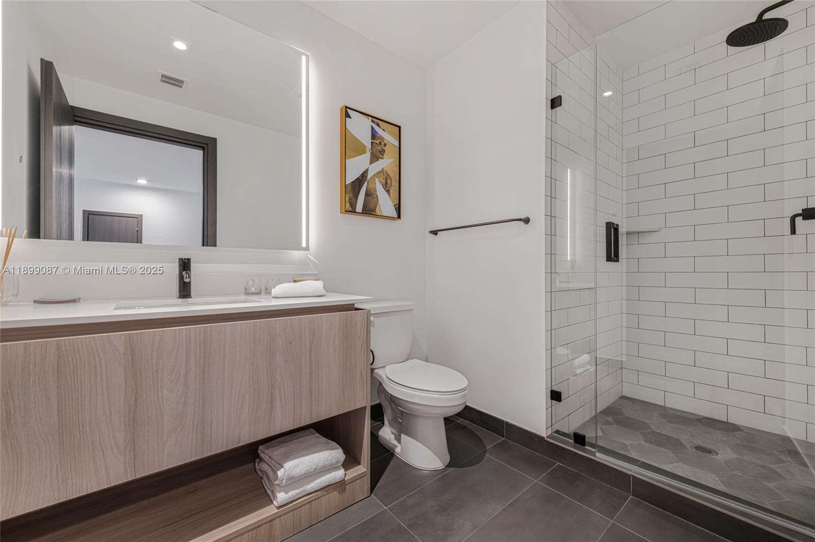 398 NE 5TH STREET - 398 5th St, Miami, FL 33132 | Picture 14