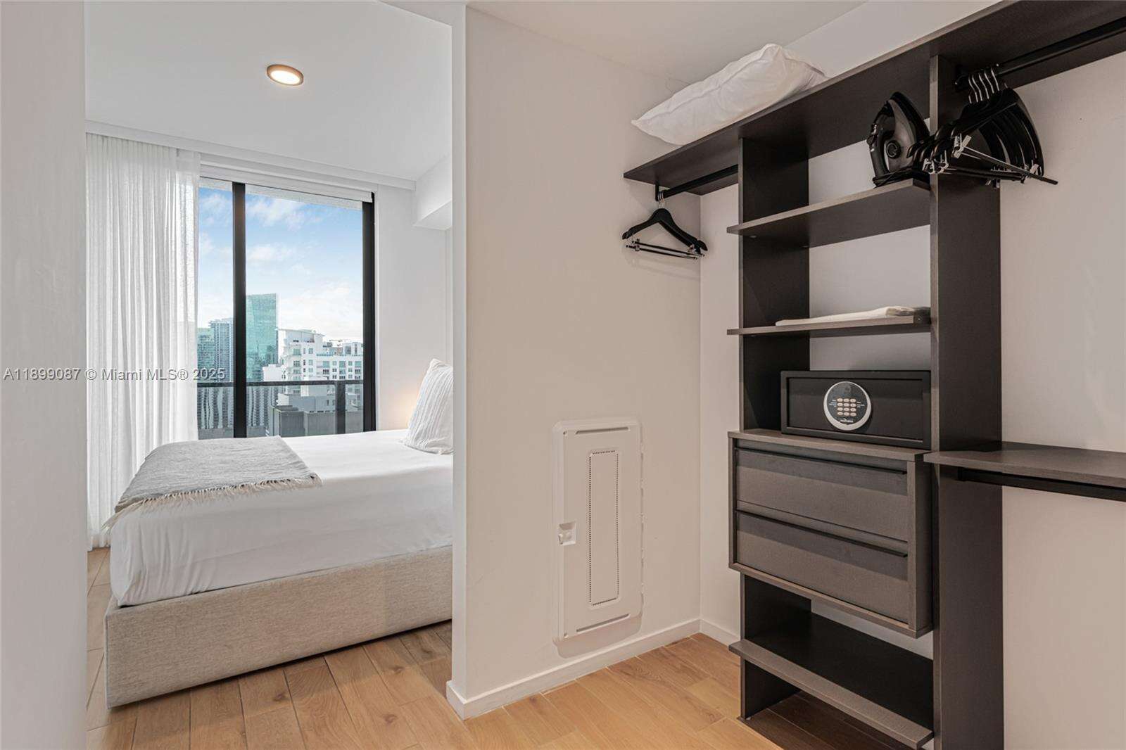 398 NE 5TH STREET - 398 5th St, Miami, FL 33132 | Picture 19