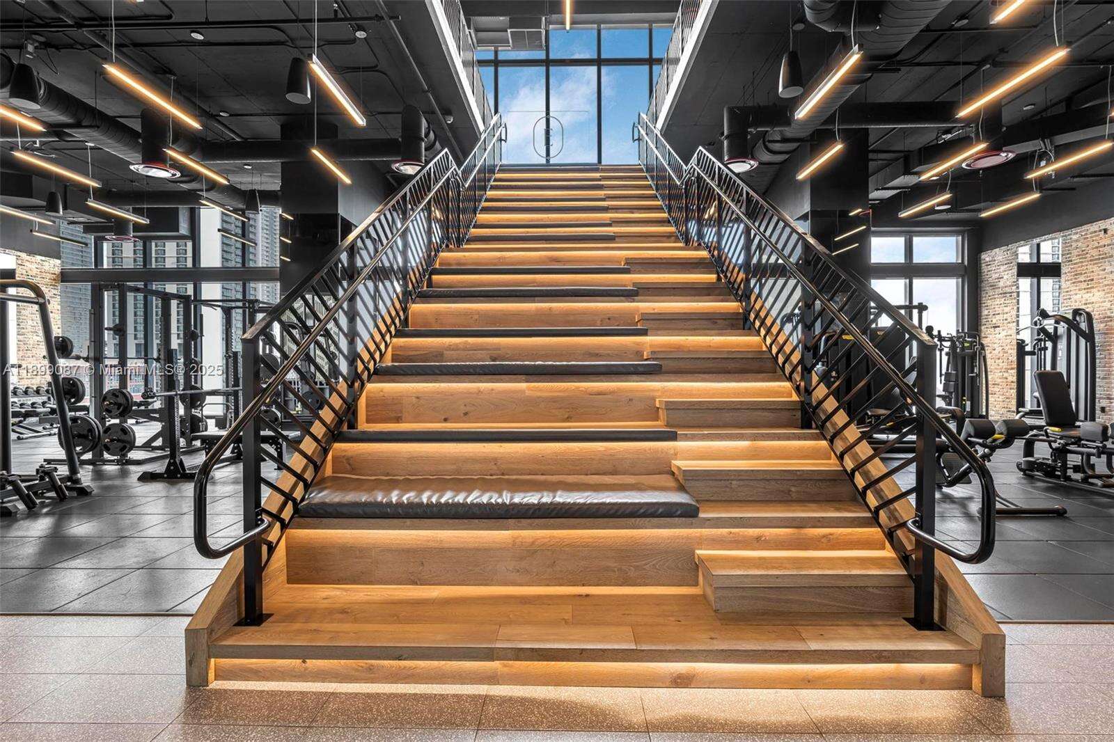 398 NE 5TH STREET - 398 5th St, Miami, FL 33132 | Picture 30