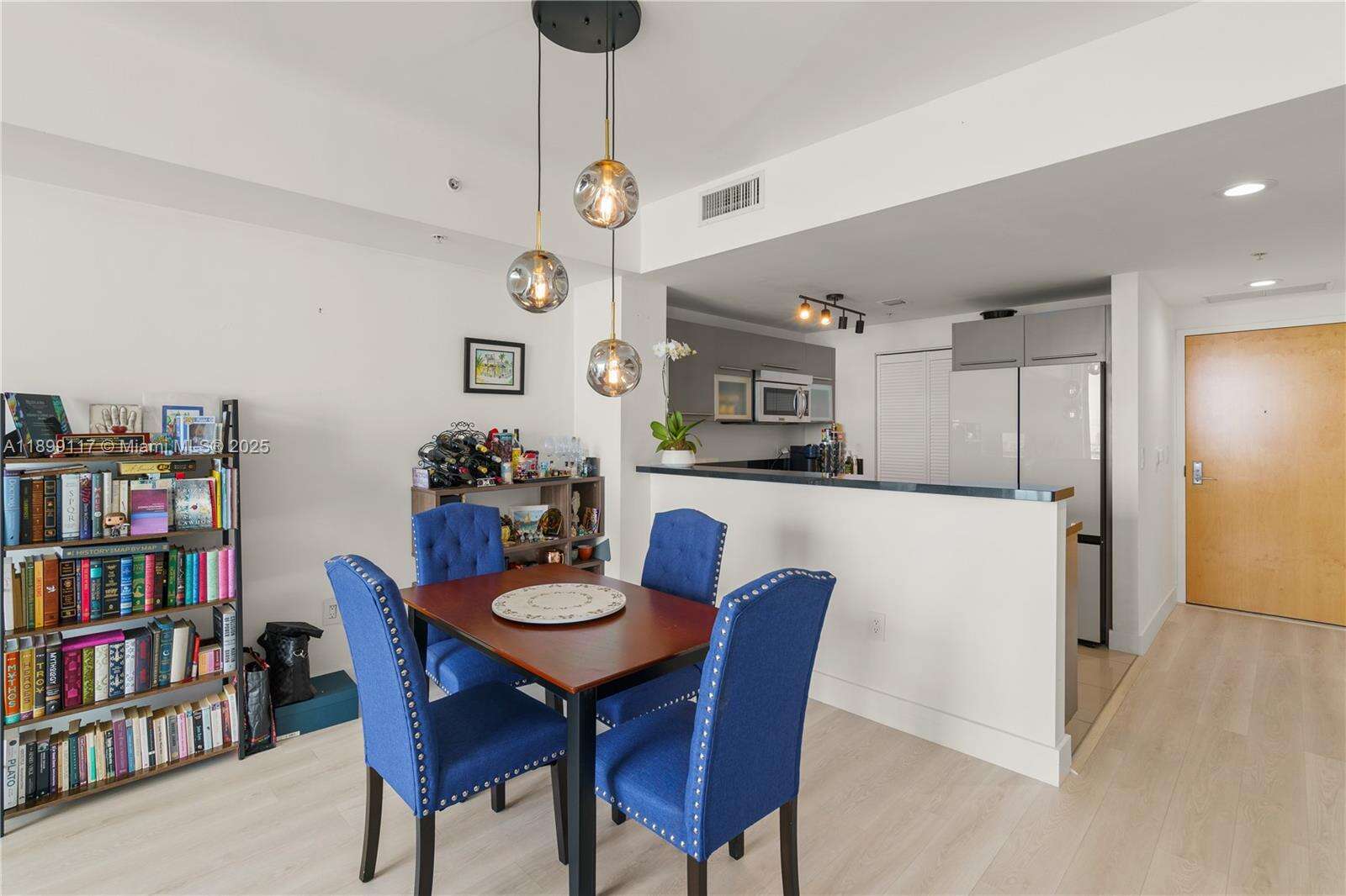 Vizcayne South at 253 2 St, Miami, FL 33132 - For Sale photo 5