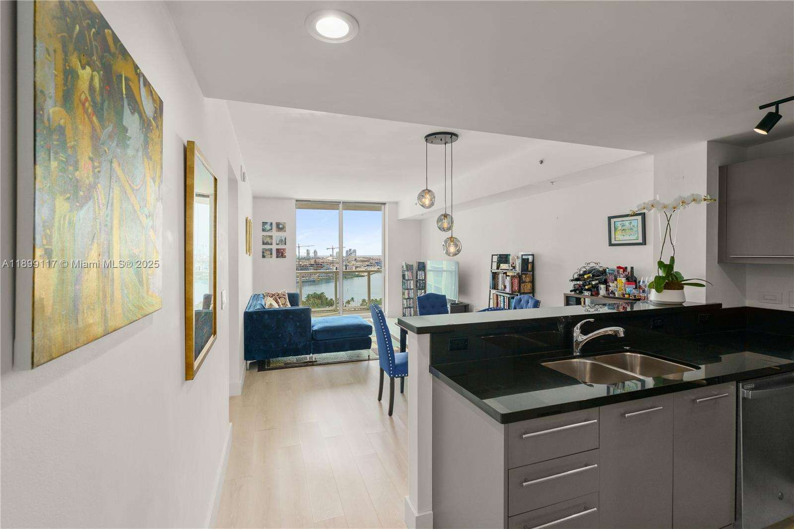 Vizcayne South at 253 2 St, Miami, FL 33132 - For Sale photo 9