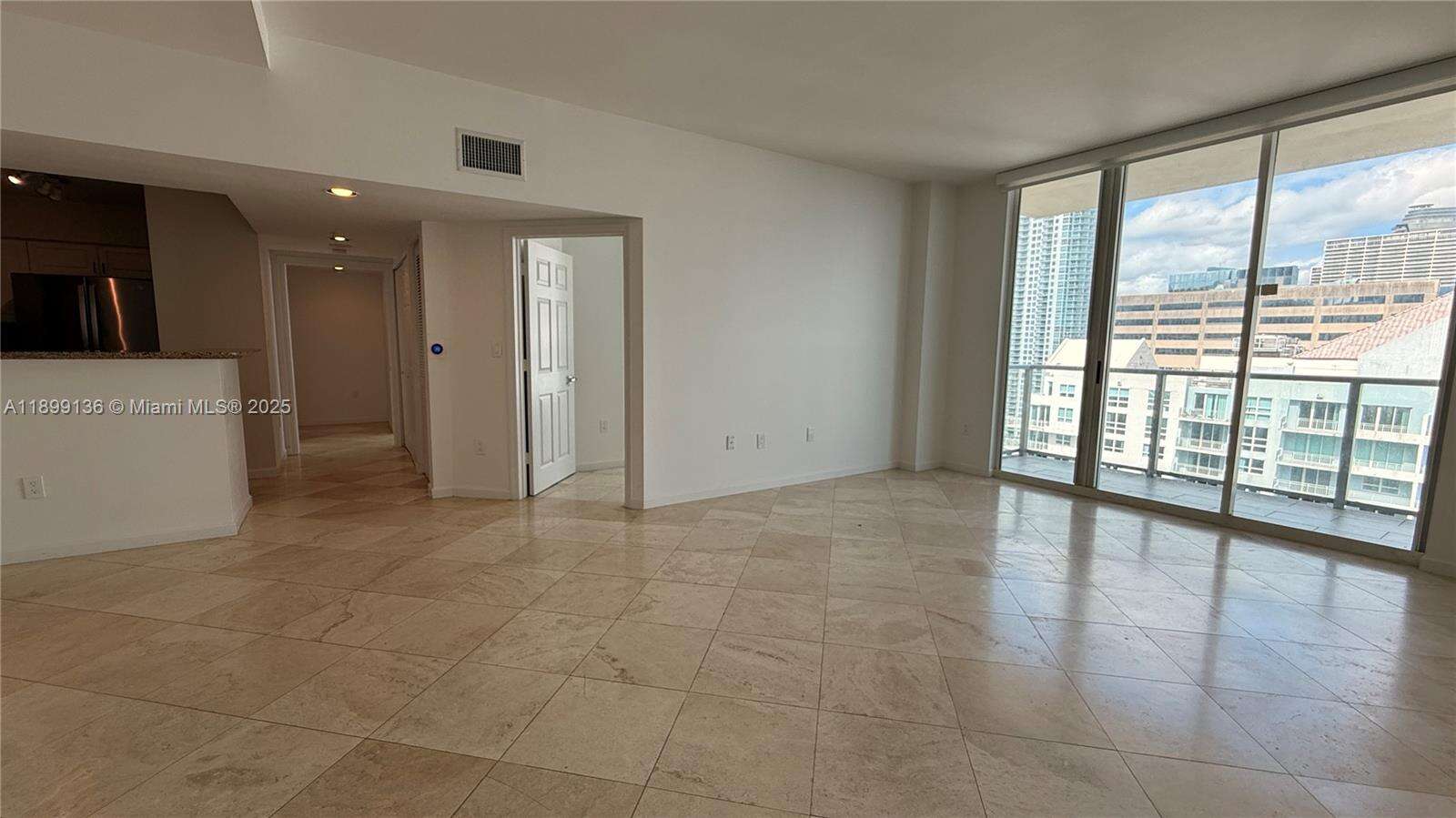 The Mark On Brickell at 1155 Brickell Bay Dr, Miami, FL 33131 - For Sale photo 5