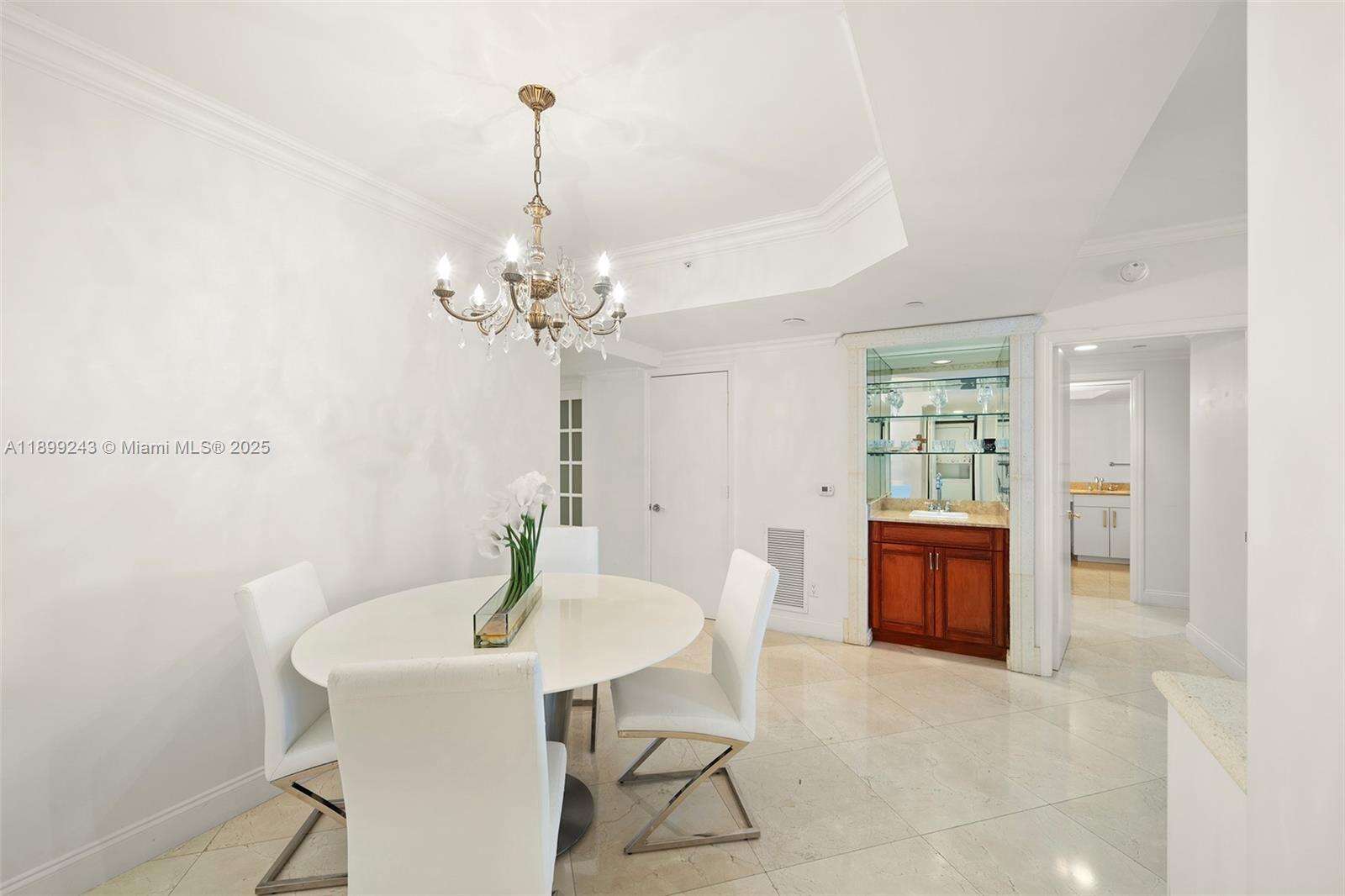 GREEN DIAMOND - 4775 Collins Ave, Miami Beach, FL 33140 | Picture 25