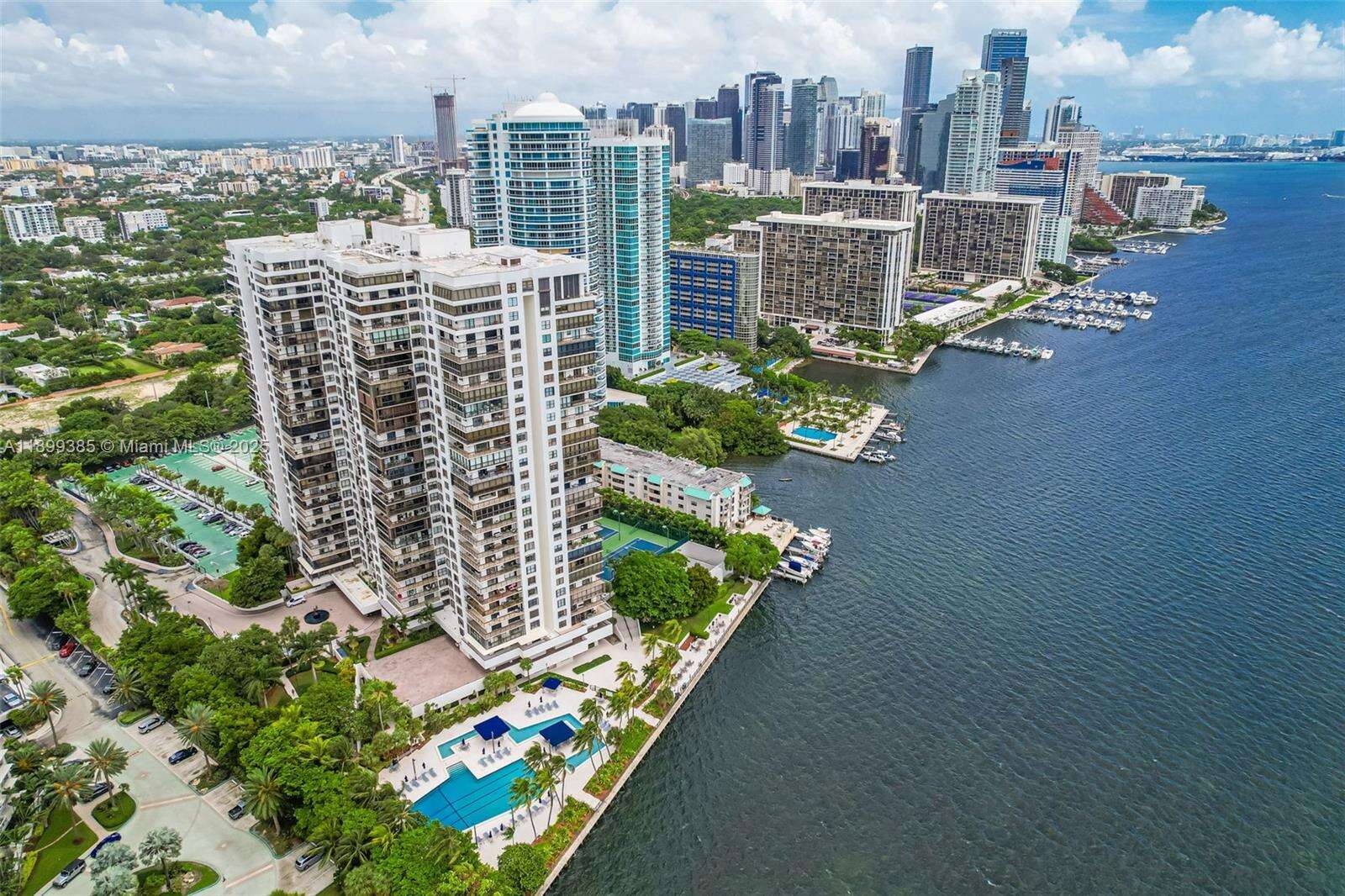 Brickell Bay Club at 2333 Brickell Ave, Miami, FL 33129 - For Sale photo 39