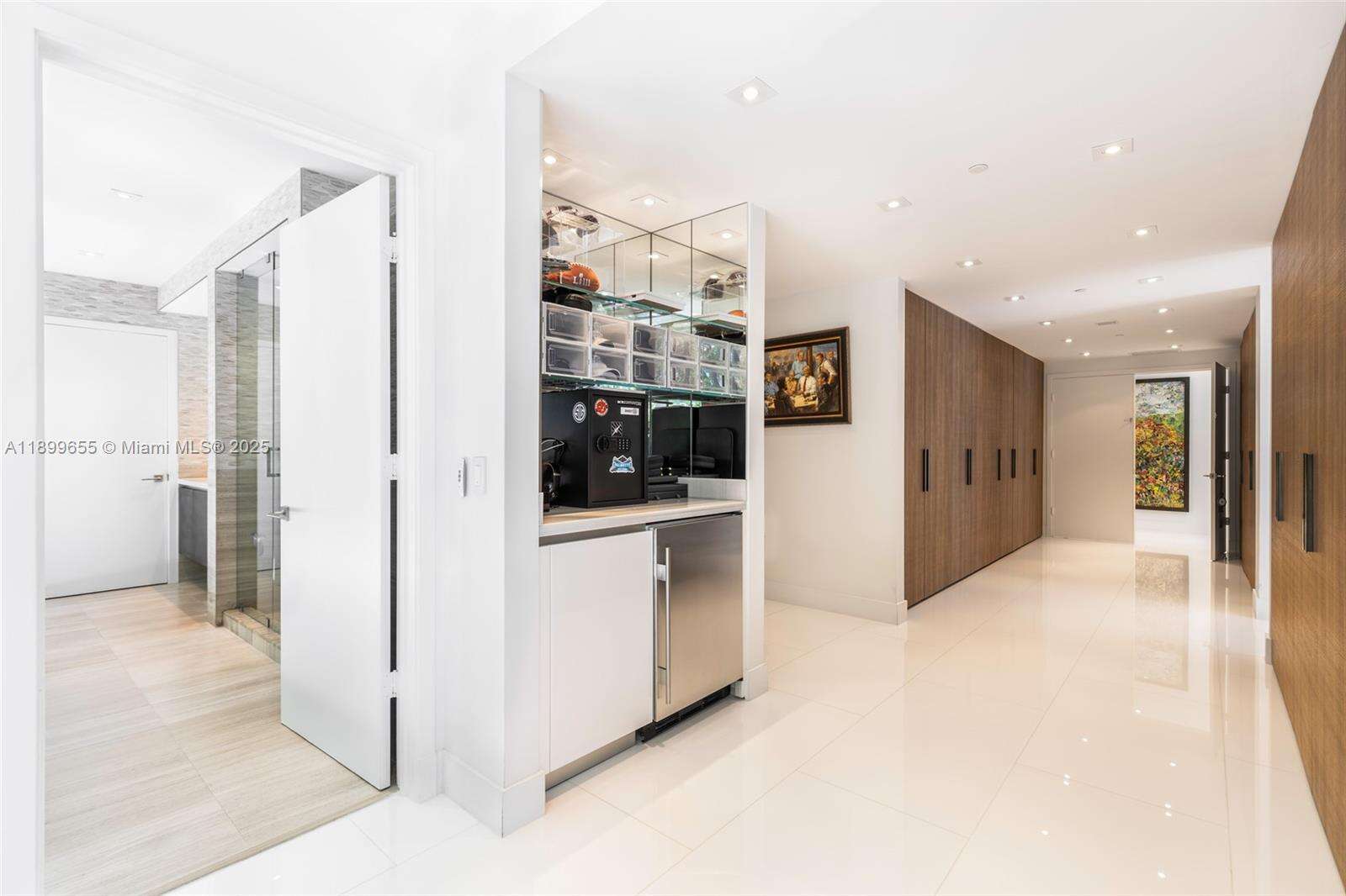 ONE OCEAN - 1 Collins Ave, Miami Beach, FL 33139 | Picture 32