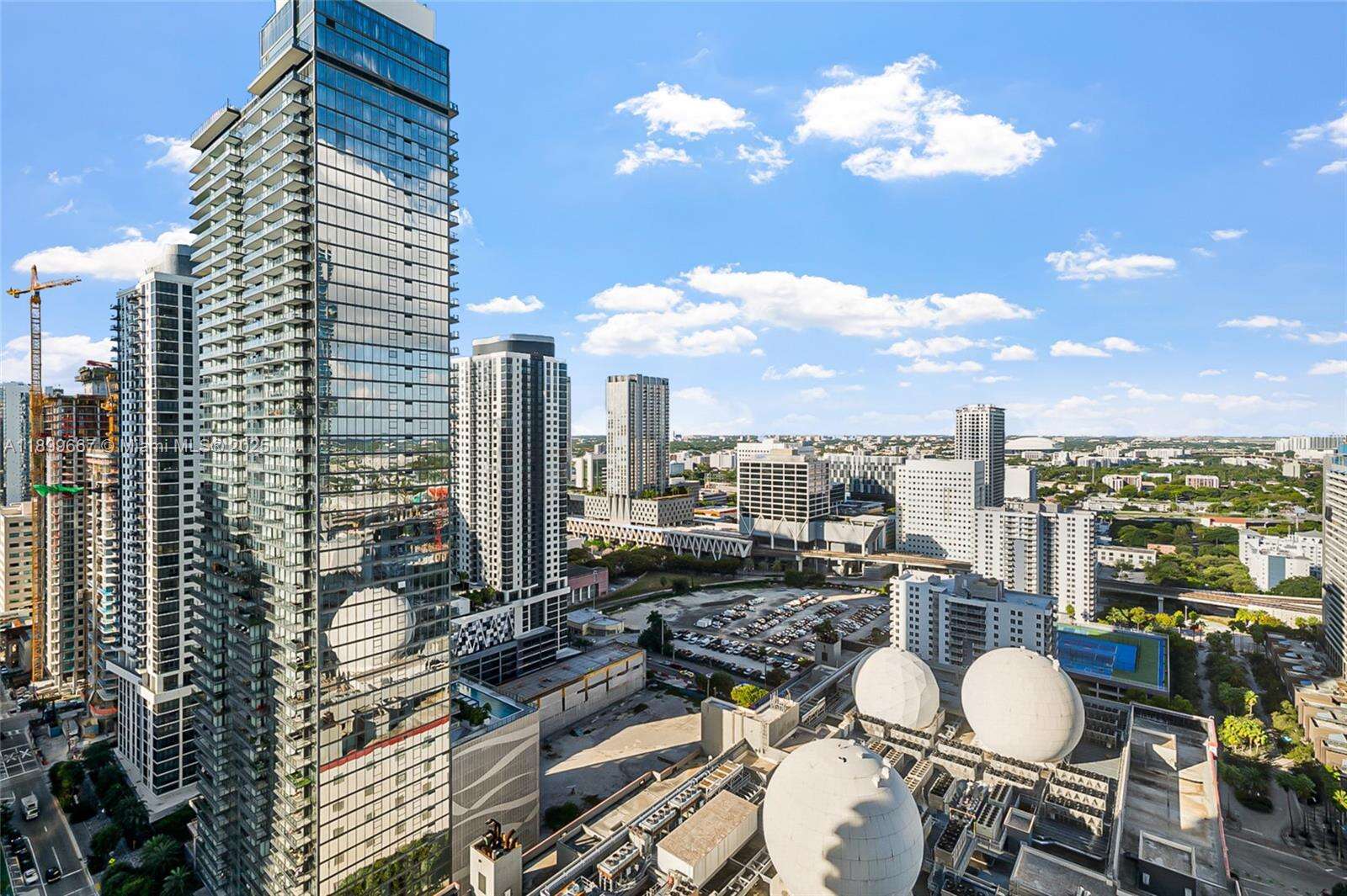 Paramount Miami Worldcenter at 851 1st Ave, Miami, FL 33132 - For Sale photo 23
