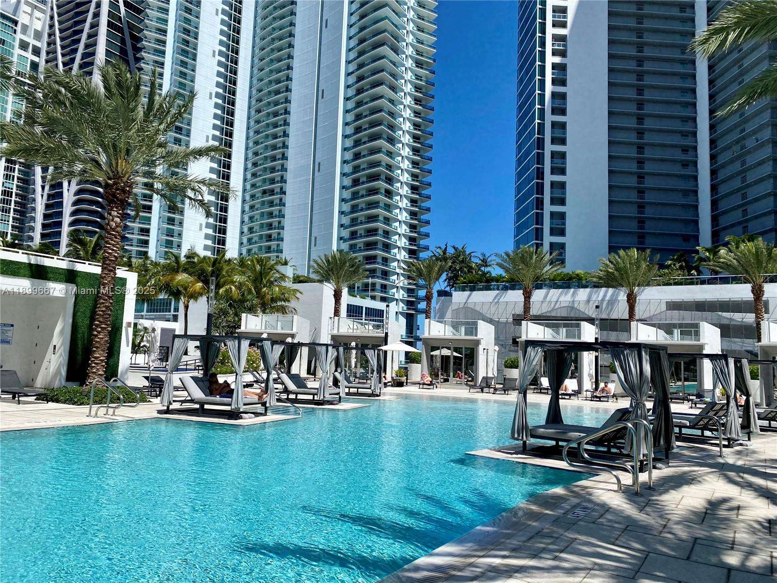 Paramount Miami Worldcenter at 851 1st Ave, Miami, FL 33132 - For Sale photo 30