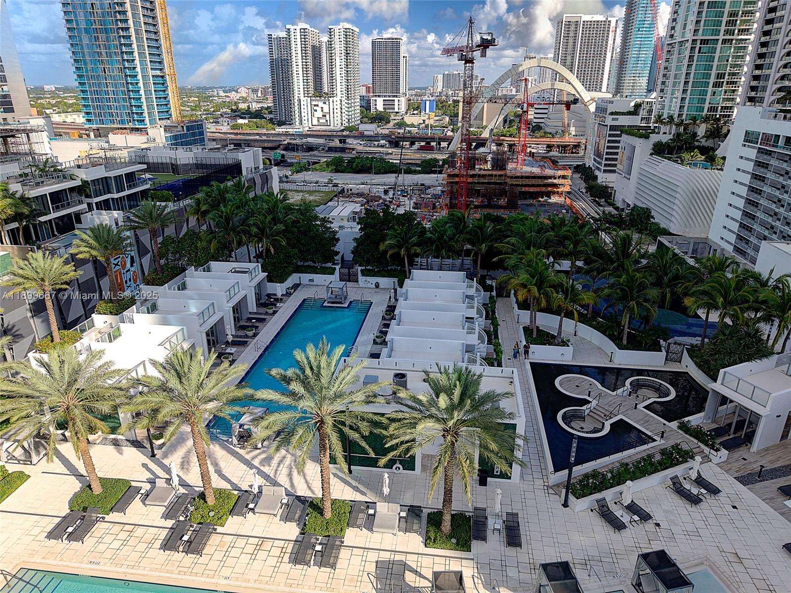 Paramount Miami Worldcenter at 851 1st Ave, Miami, FL 33132 - For Sale photo 49