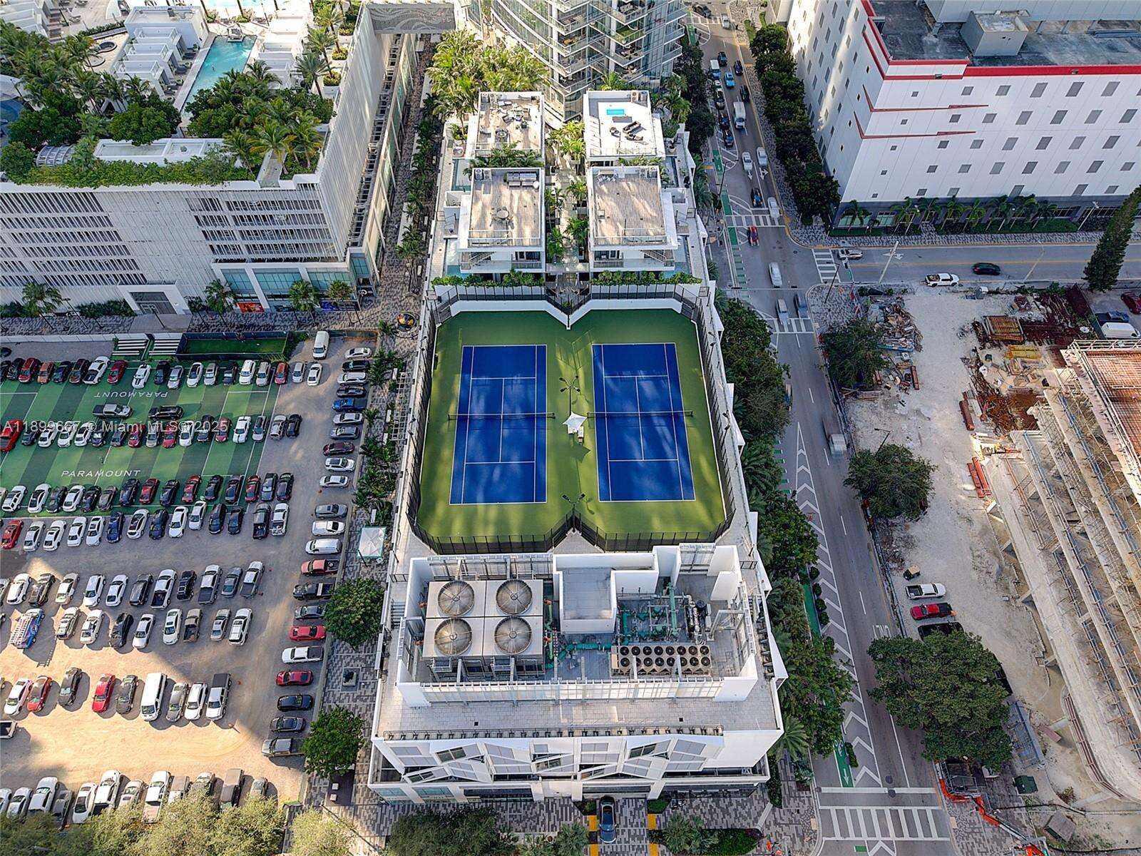 Paramount Miami Worldcenter at 851 1st Ave, Miami, FL 33132 - For Sale photo 54