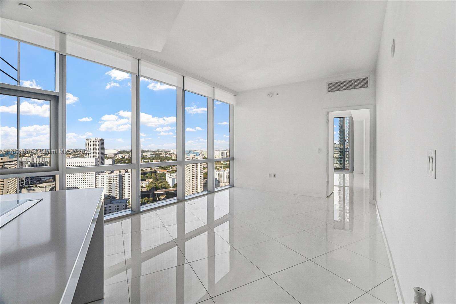 Paramount Miami Worldcenter at 851 1st Ave, Miami, FL 33132 - For Sale photo 10