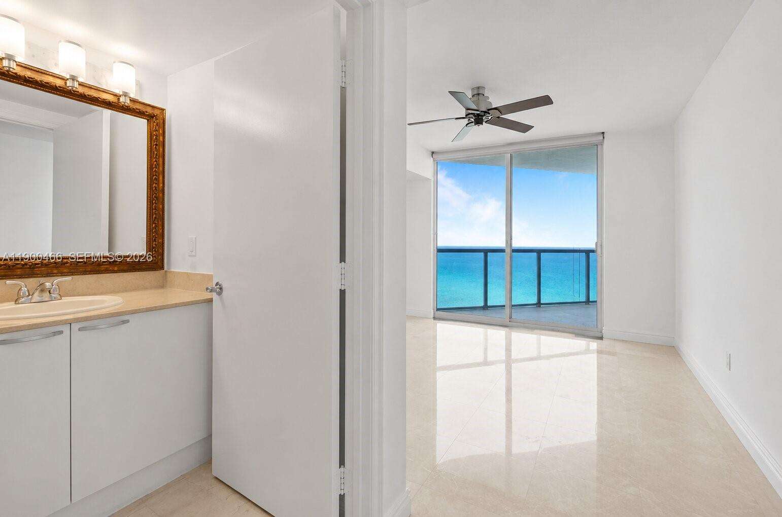 La Perla at 16699 Collins Ave, Sunny Isles Beach, FL 33160 - For Sale photo 59