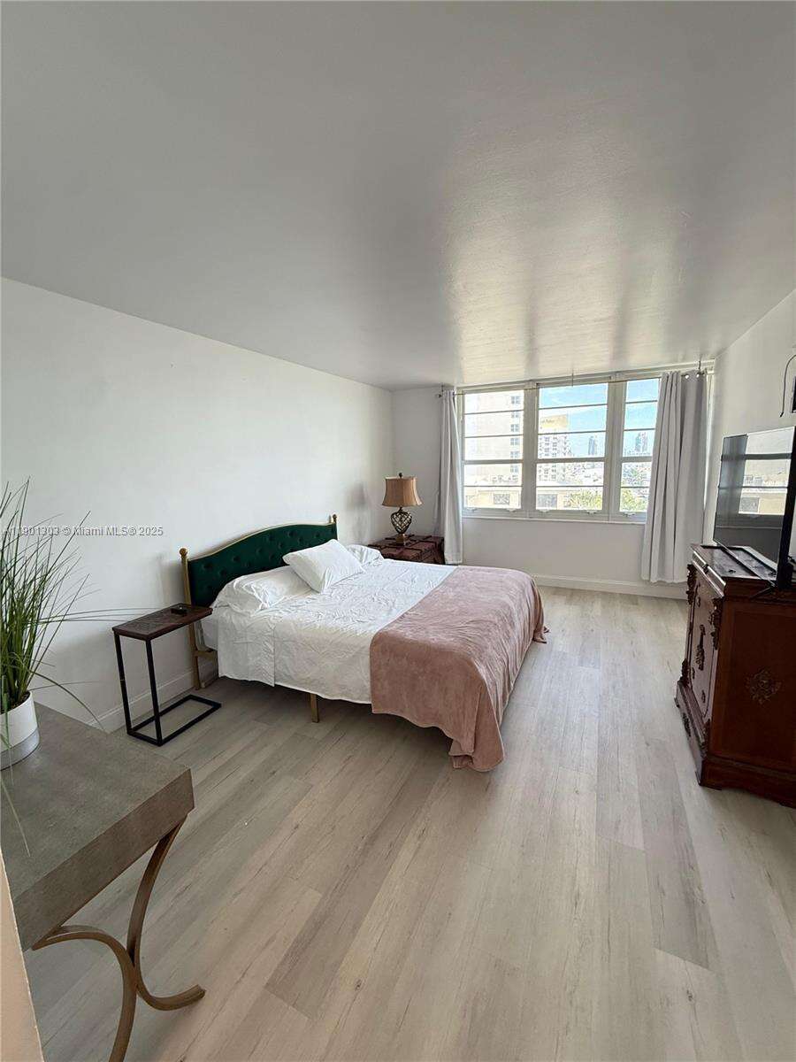 Decoplage at 100 Lincoln Rd, Miami Beach, FL 33139 - For Sale photo 5