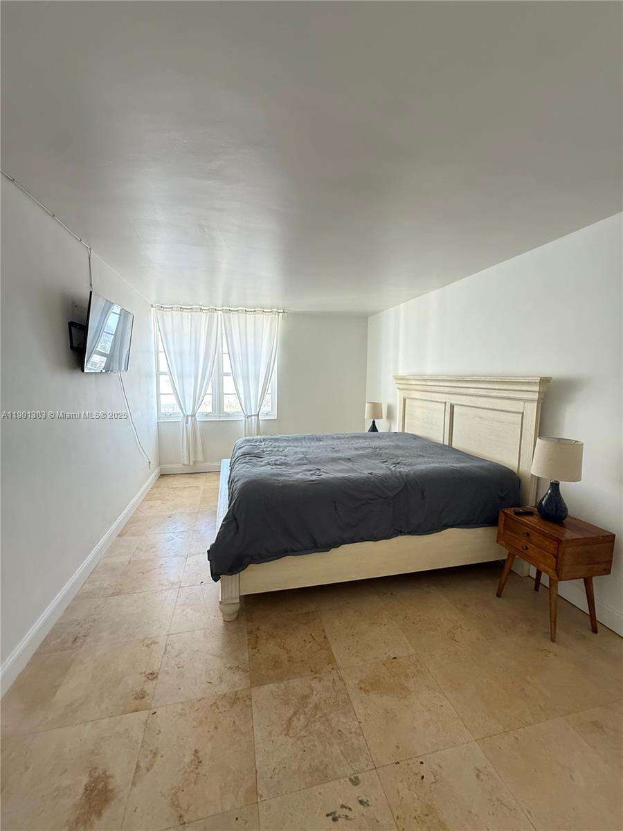 Decoplage at 100 Lincoln Rd, Miami Beach, FL 33139 - For Sale photo 8